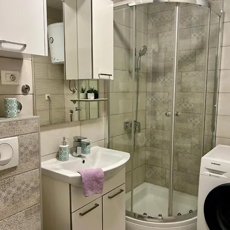 Apartman شقة *