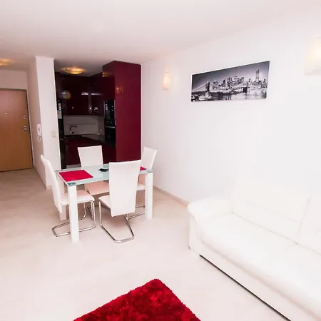 Omis Apartman Apartment *
