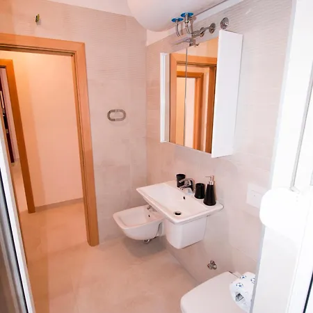 Omis Apartman * Omis